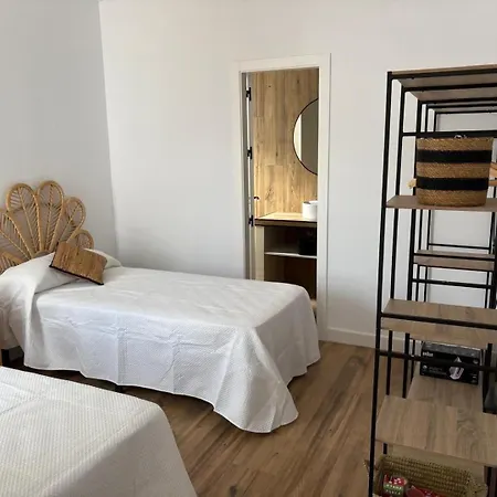 Chalet con piscina privada y cerca del mar Chiclana La Barrosa Pensión 3*